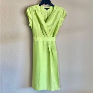 Banana Republic silk wrap dress Size: 4